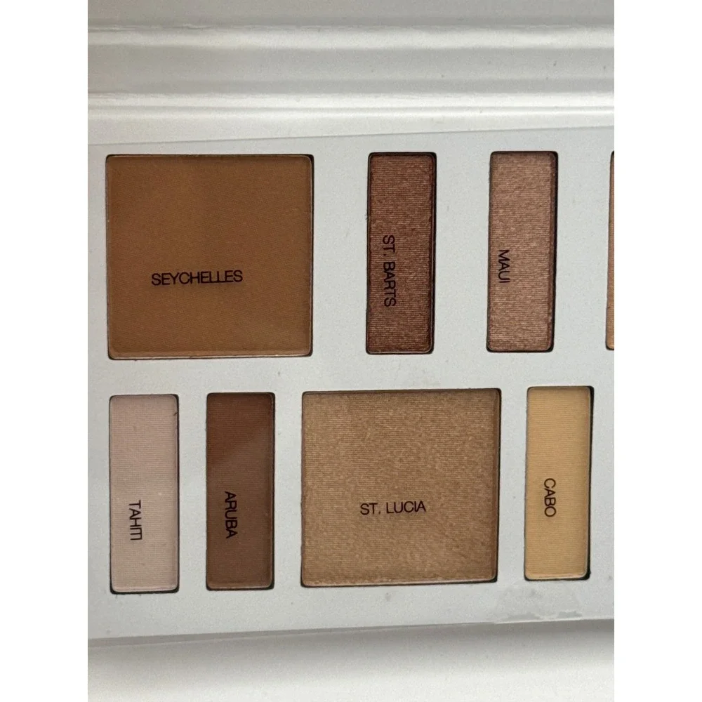 bh Cosmetics Illuminate by Ashley Tisdale 12 Color Eye‎ Cheek Palette NWOB